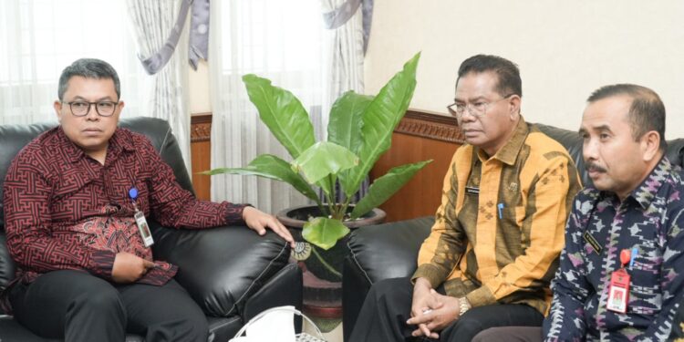 📷 Rapat Pemkot Bima dengan KPKNL Bima membahas aset untuk pembangunan rumah sakit yang baru. (Humas Pemkot).